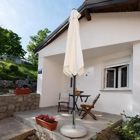 Apartment Kuca Za Odmor Nall