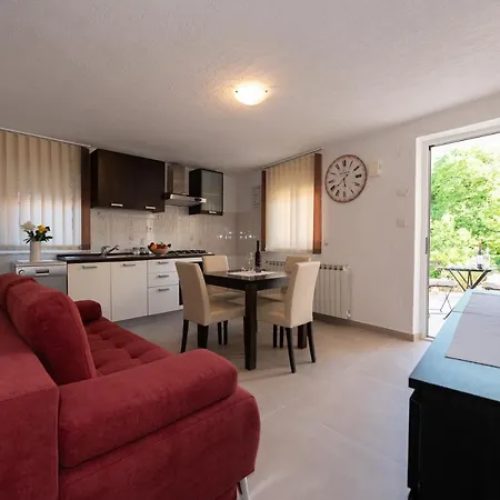 Kuca Za Odmor Nall *