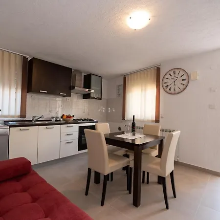 Kuca Za Odmor Nall Apartament