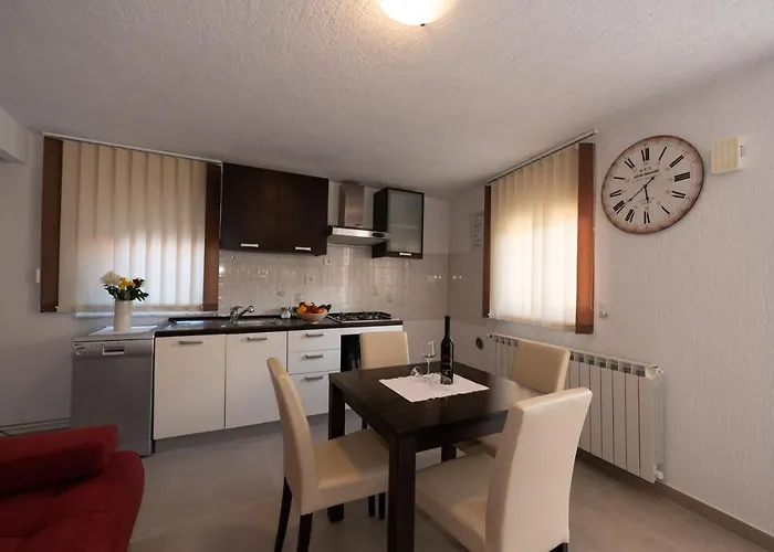 Апартаменты Kuca Za Odmor Nall Ловран